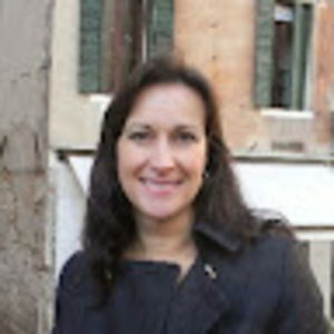 Meet your Posher, Elaine